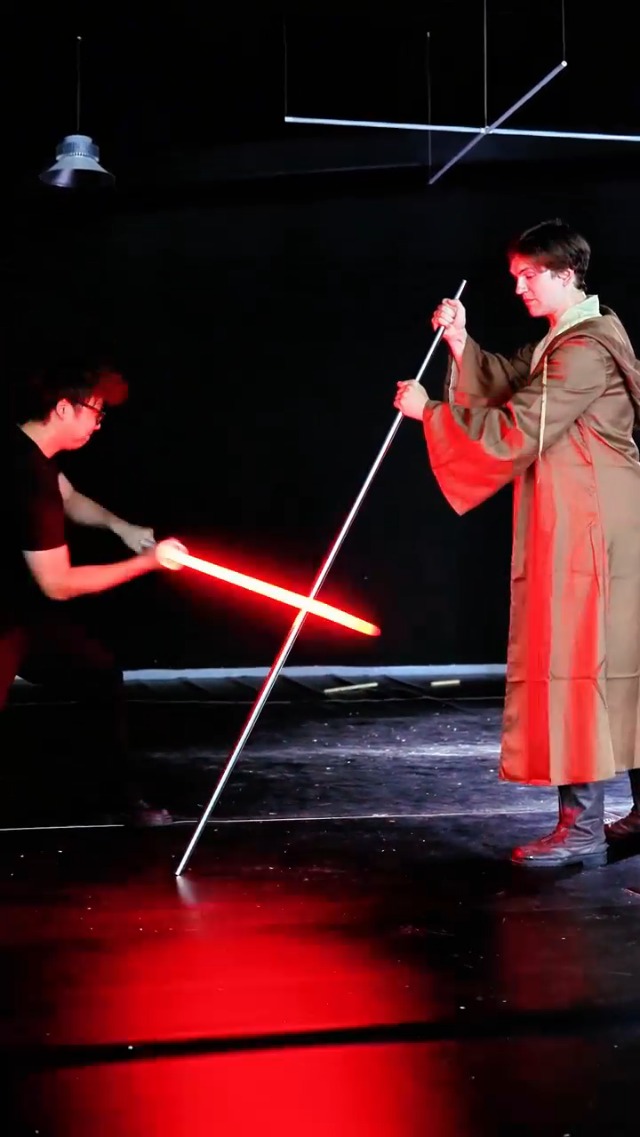 Amazon.com: CUSTOM SABER Smooth Swing Xenopixel 3.0 Light Saber